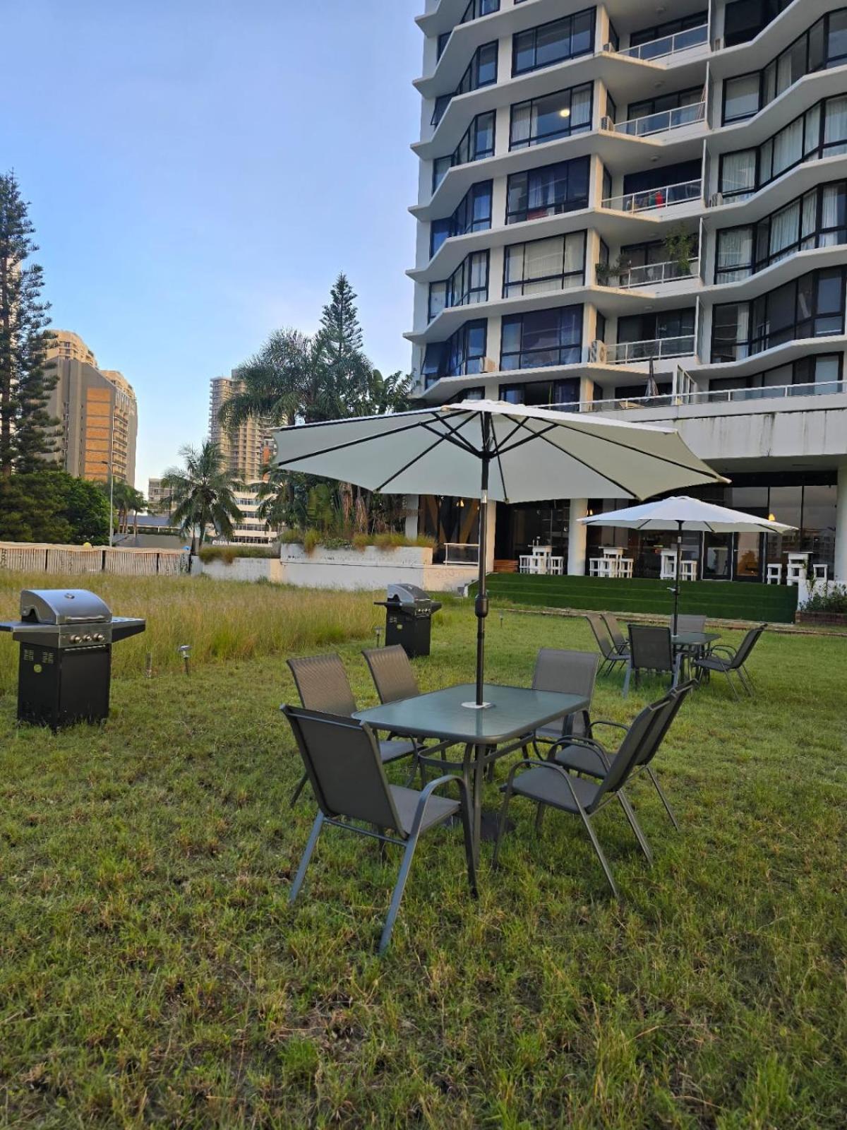 Hostel Tequila Sunrise Podstel Gold Coast Exterior foto